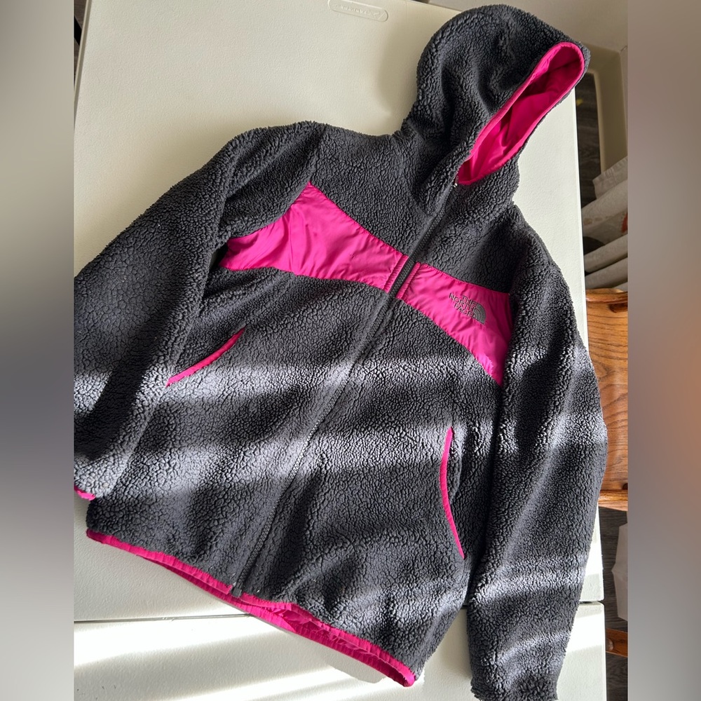reversible fleece grey/pink North Face kids jacket size 10/12